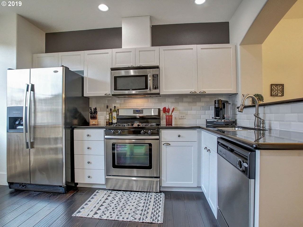 836 Nw 118th Ave - Photo 7 of 20