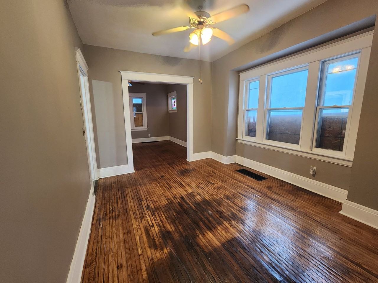 29 Fernwood Ave - Photo 5 of 19