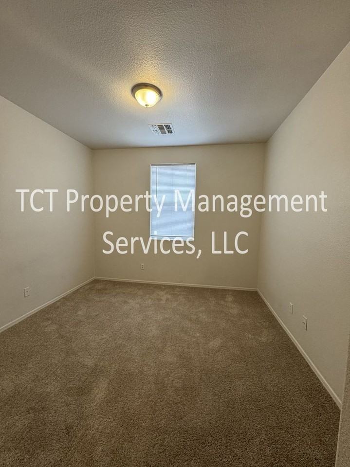 31304 N Cavalier Dr - Photo 6 of 17