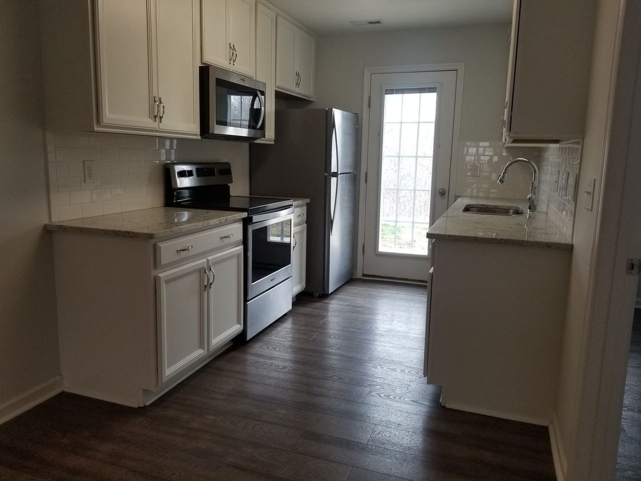 104 Squire Cir - Photo 5 of 15