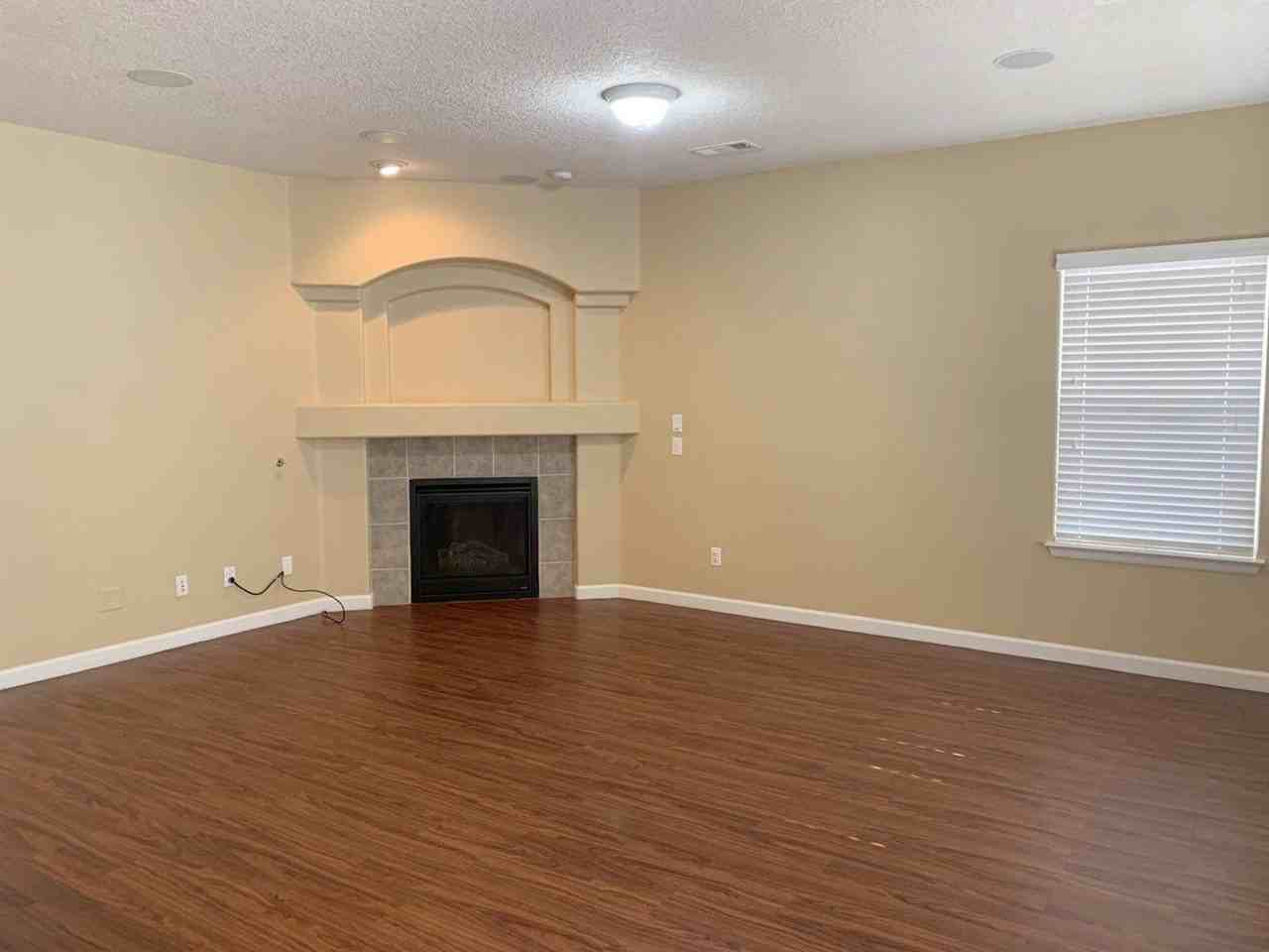 229 Loma Linda Loop Ne - Photo 3 of 26