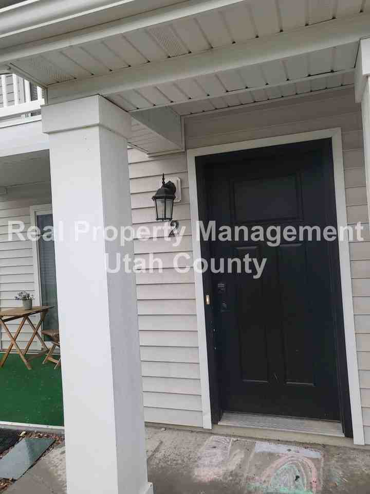 2487 W 500 S #2 - Photo 2 of 21