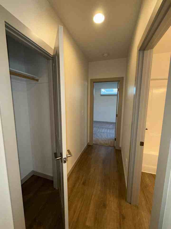 25 Ne Cessna Dr #1 - Photo 7 of 18