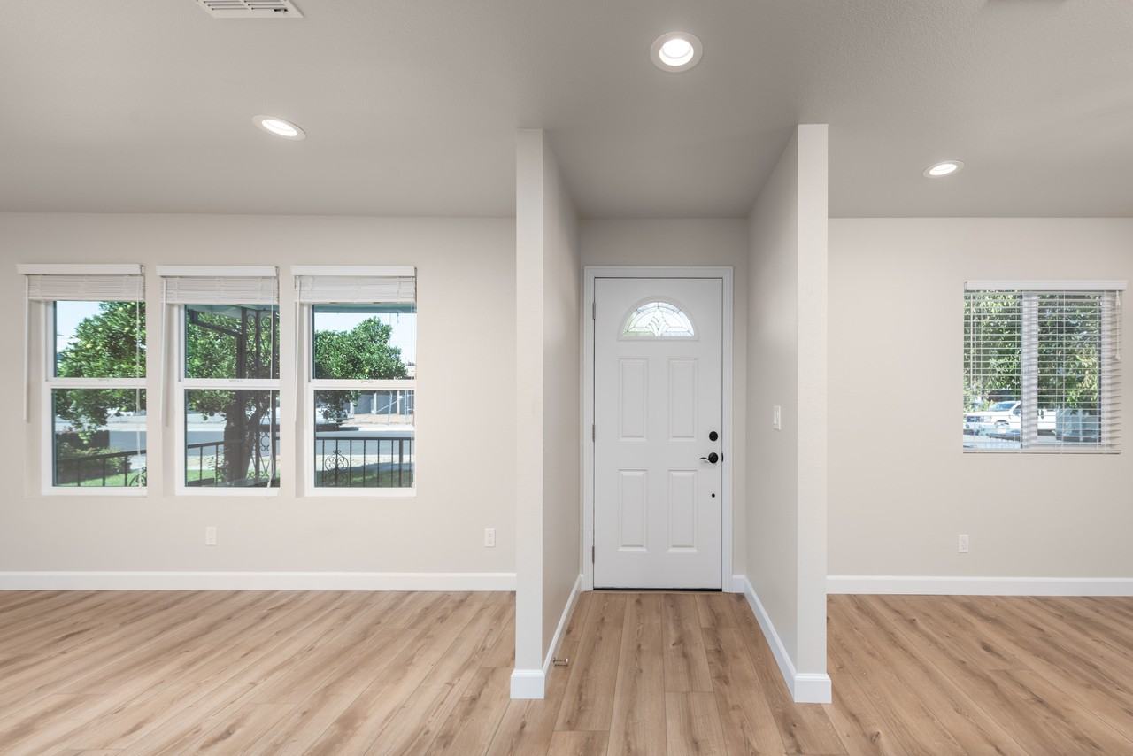 24 E Abbey St #NA - Photo 6 of 14