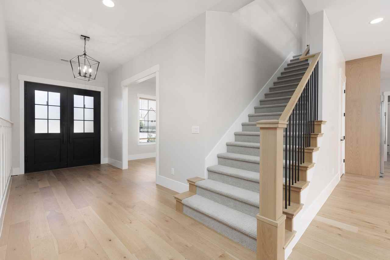 1621 W Approach Ln - Photo 7 of 48