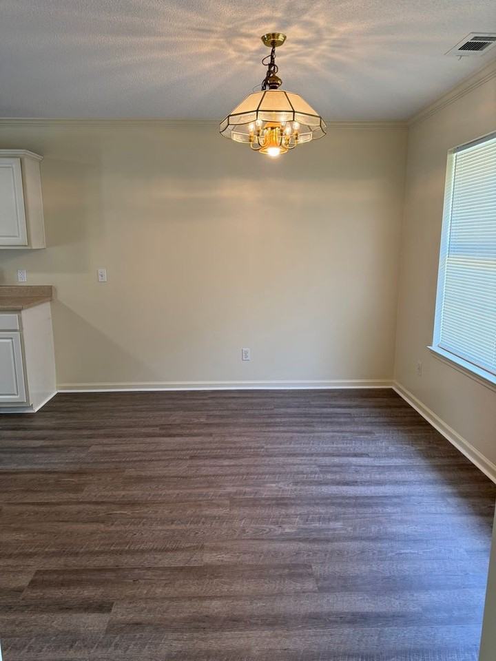 127 Sea Palm Rd - Photo 5 of 13