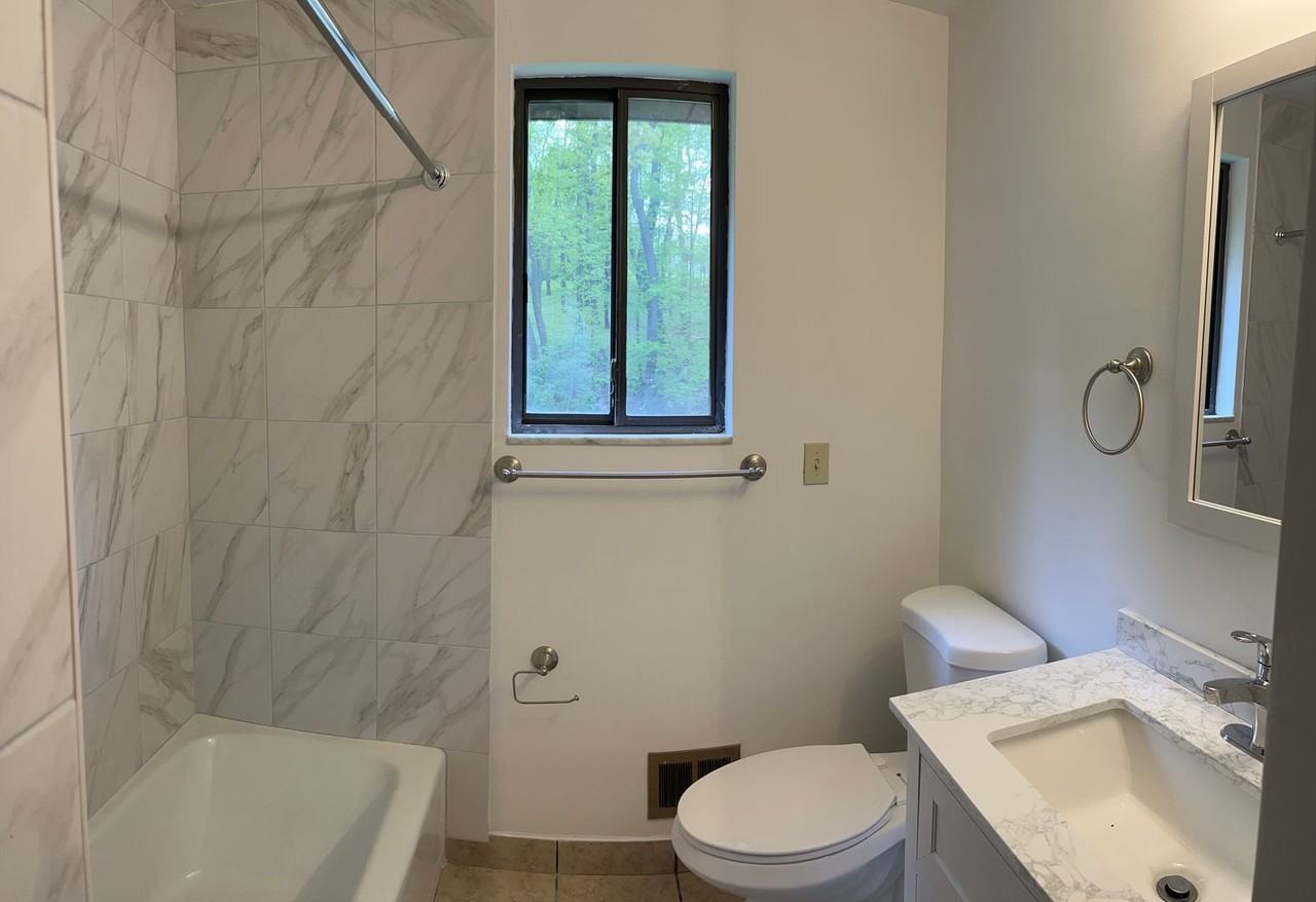 96A Locust Ridge Dr - Photo 6 of 6