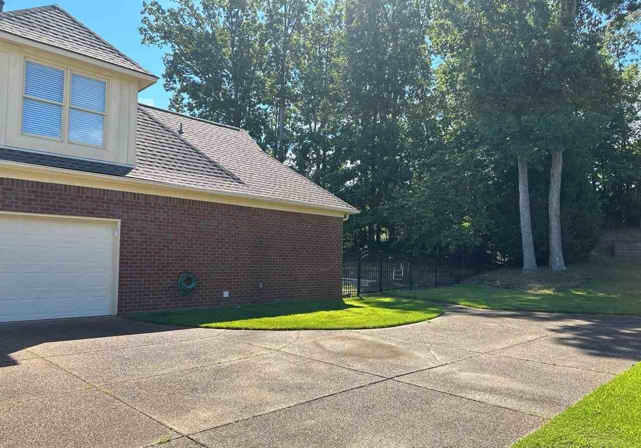 10135 Ridgewood Oak Dr - Photo 4 of 39