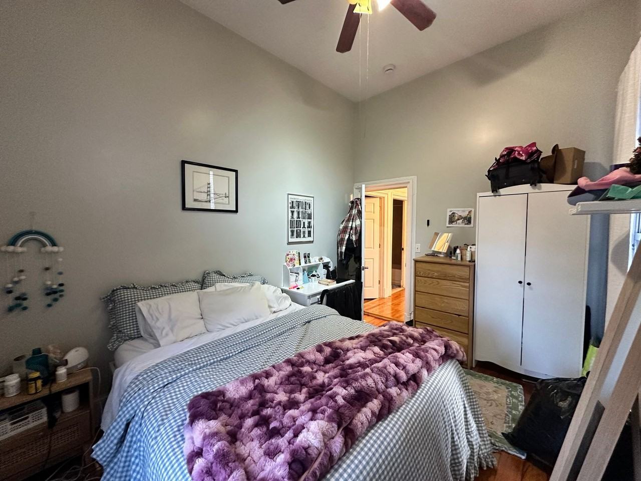 139 Hillside St - Photo 6 of 11