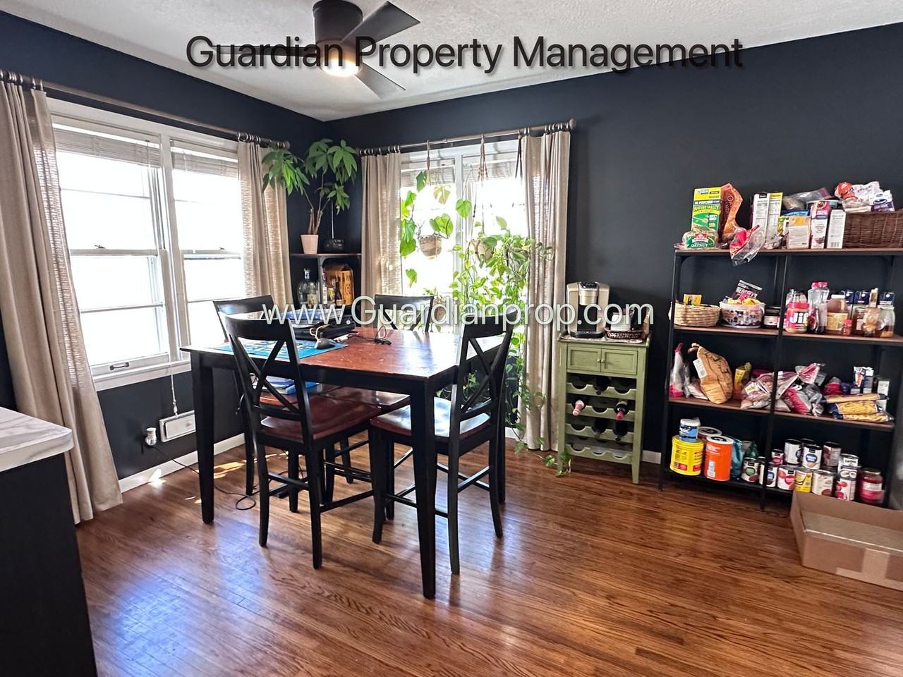 1640 Kentucky Ave S - Photo 7 of 22