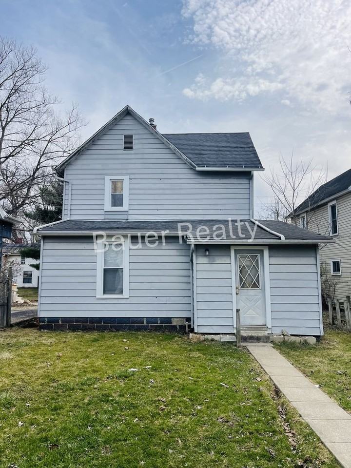 1106 Cottage St - Photo 2 of 12