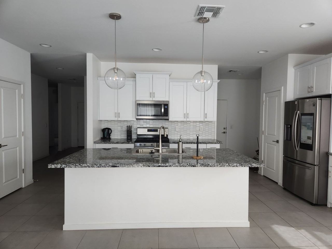 4208 S 68th Dr - Photo 2 of 26