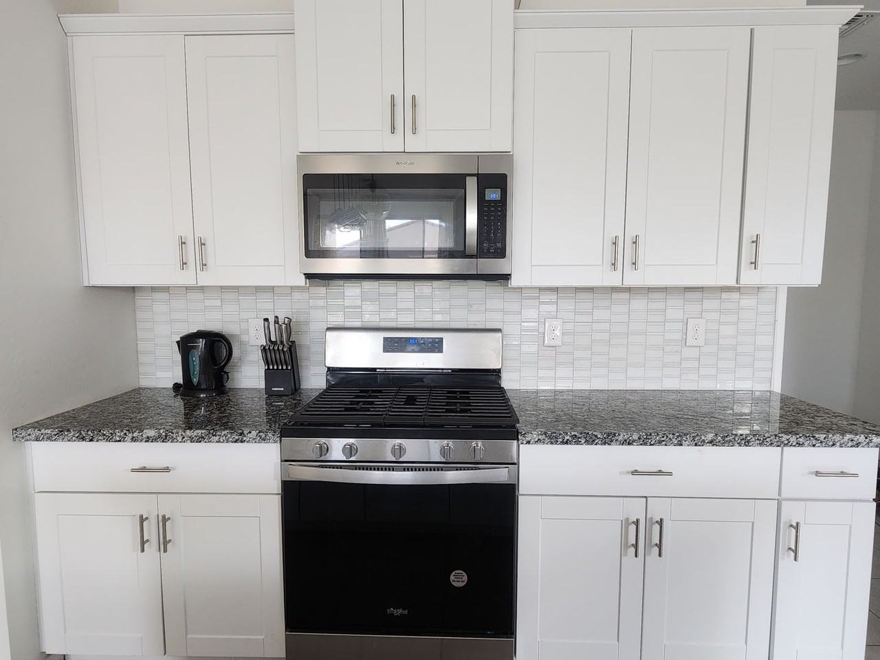 4208 S 68th Dr - Photo 4 of 26