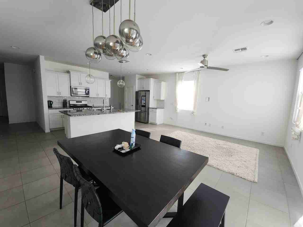 4208 S 68th Dr - Photo 6 of 26