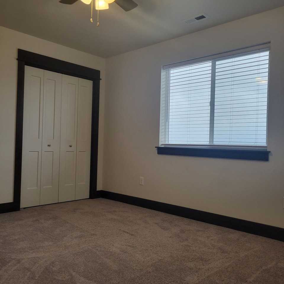 2111 Windjammer Way - Photo 6 of 17