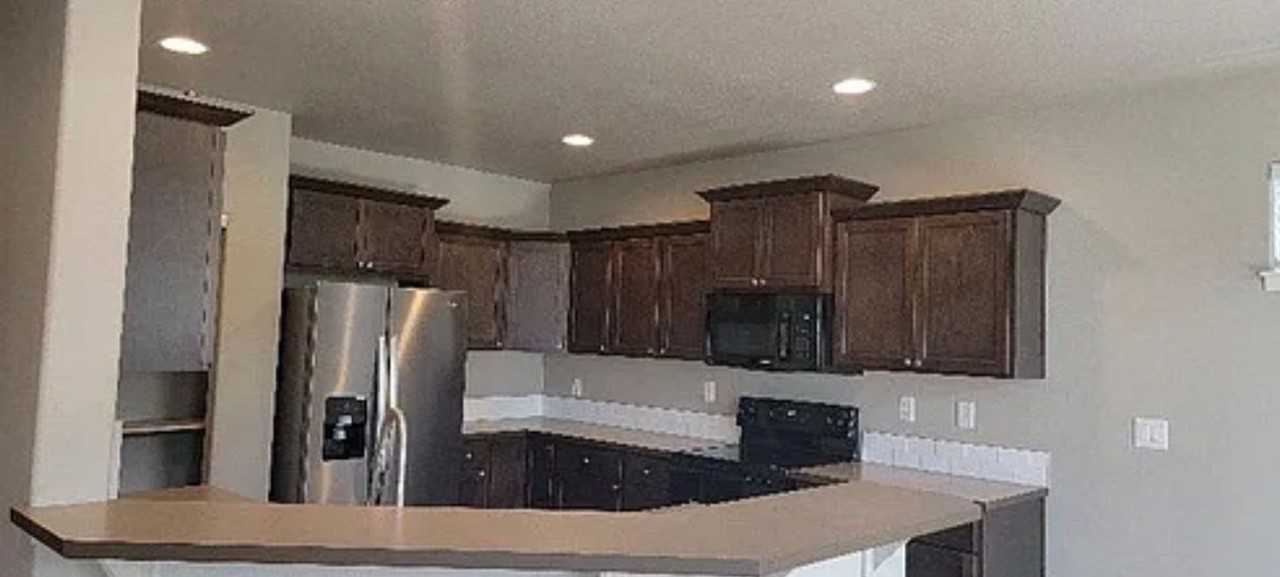 544 Casting St Se - Photo 5 of 19