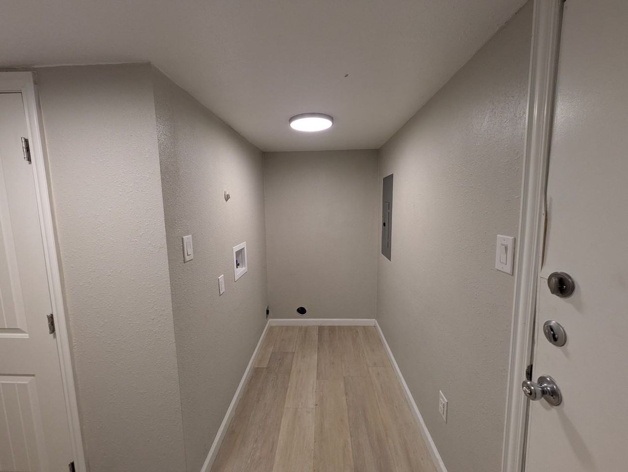 614 Euclid St - Photo 4 of 14