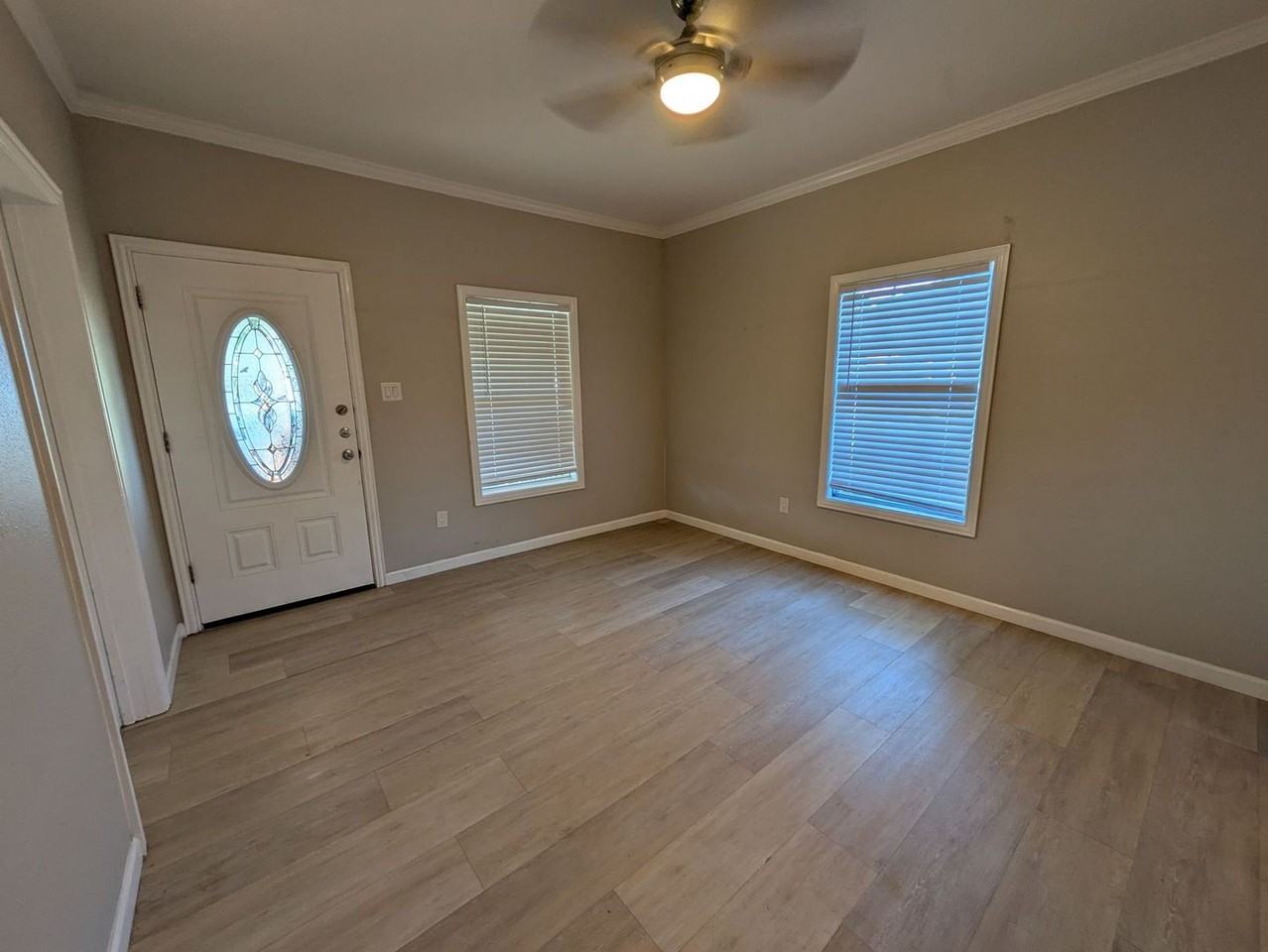 614 Euclid St - Photo 5 of 14