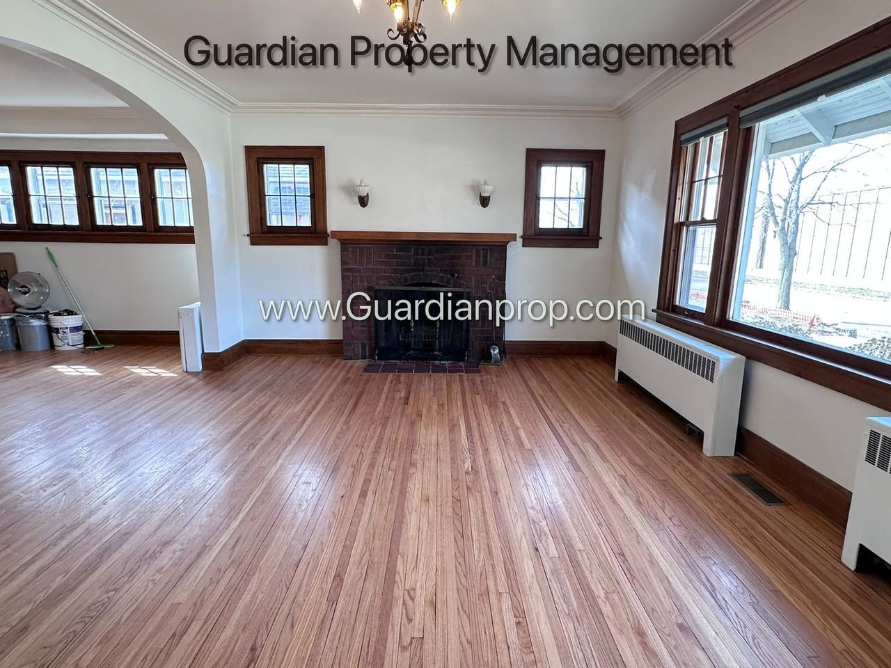 5559 2nd Ave S - Photo 5 of 19