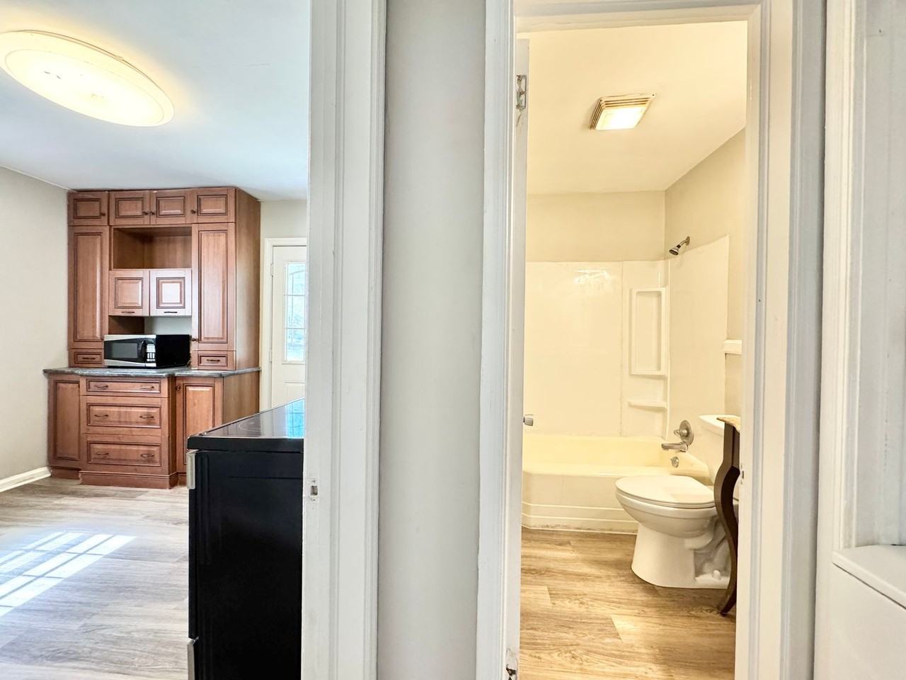 1006 E Side Dr - Photo 4 of 12