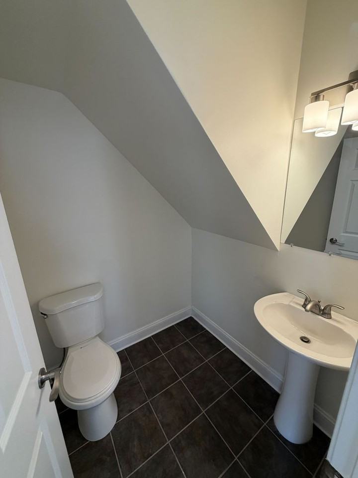 103 S 18th St - Photo 6 of 18