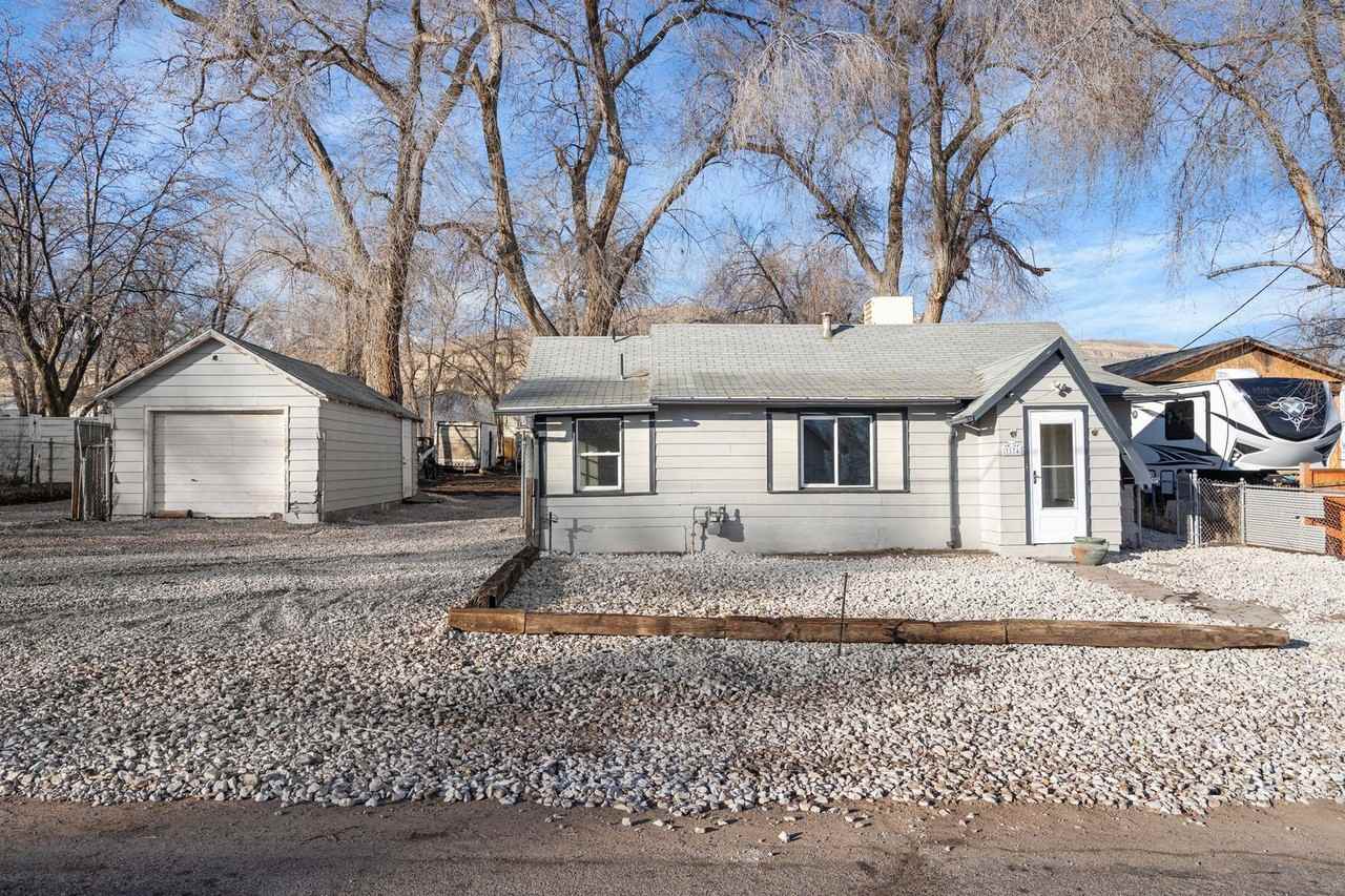 3174 S 9100 W - Photo 2 of 25