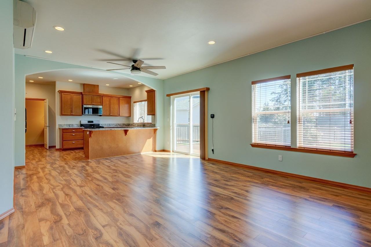 950 Lyle Ridge Cir - Photo 6 of 31