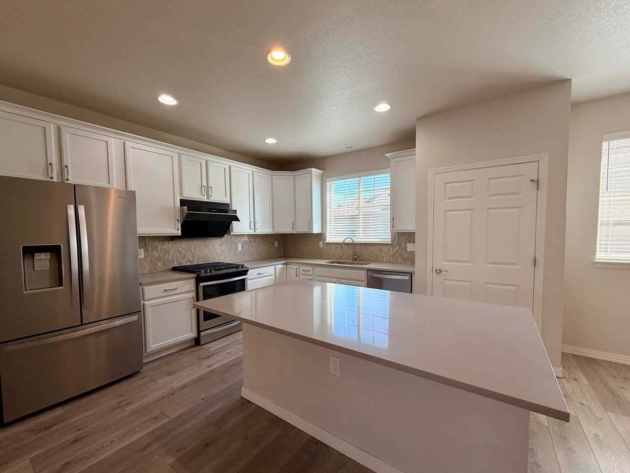 871 Widgeon Cir - Photo 6 of 35