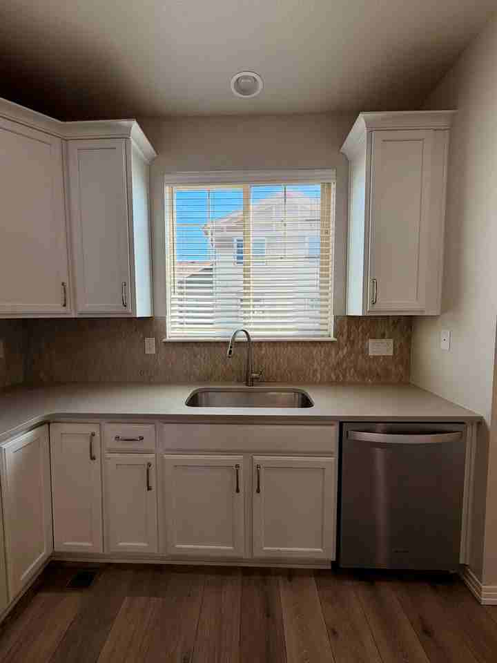 871 Widgeon Cir - Photo 7 of 35