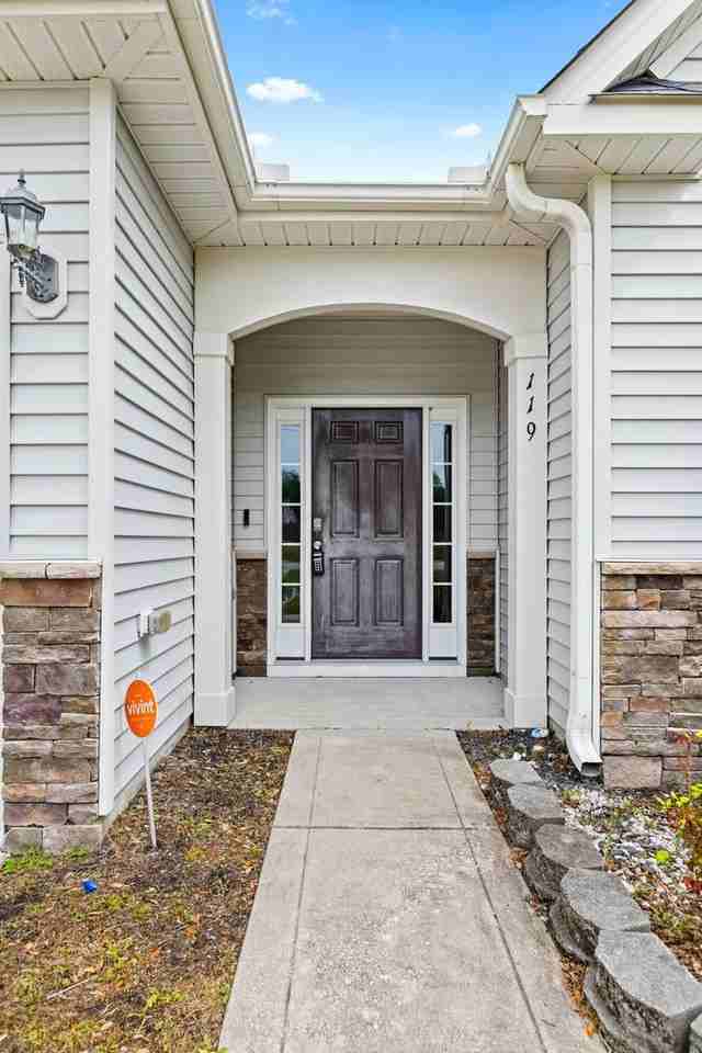 119 Moss Creek Dr - Photo 2 of 22