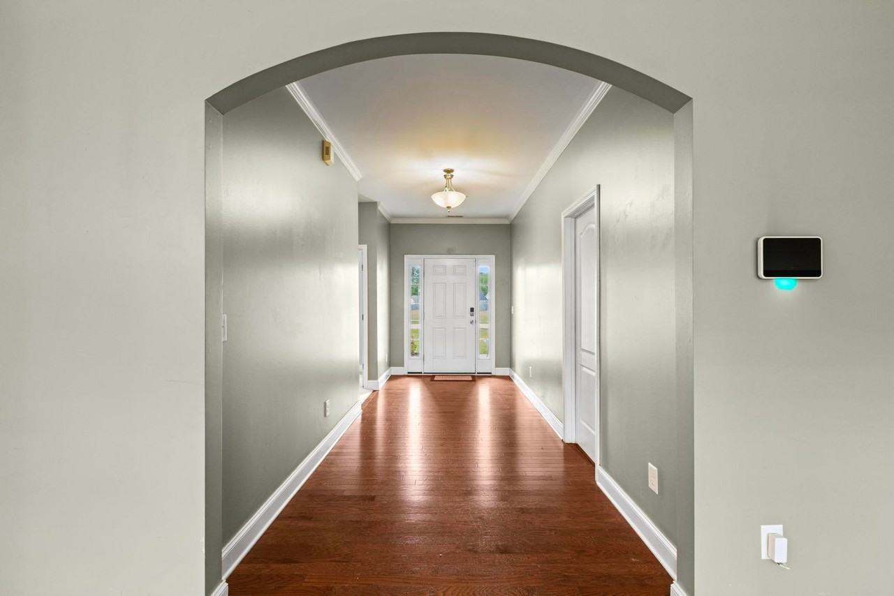 119 Moss Creek Dr - Photo 3 of 22