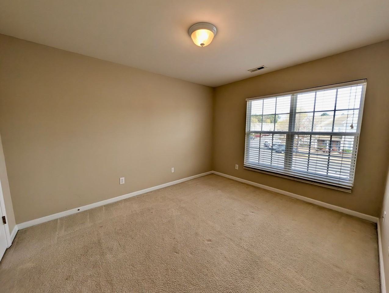 5122 Brooke Lauren Ln - Photo 6 of 16