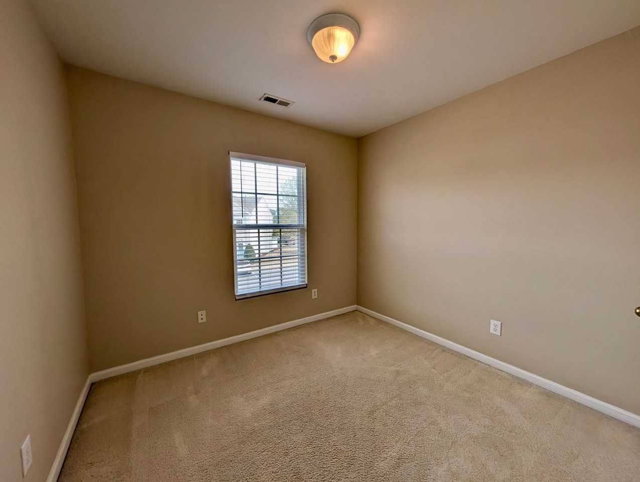 5122 Brooke Lauren Ln - Photo 7 of 16