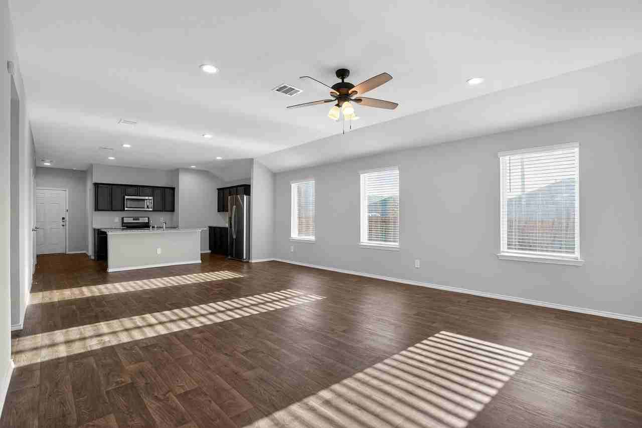 14805 Prickly Pear Cv - Photo 4 of 18