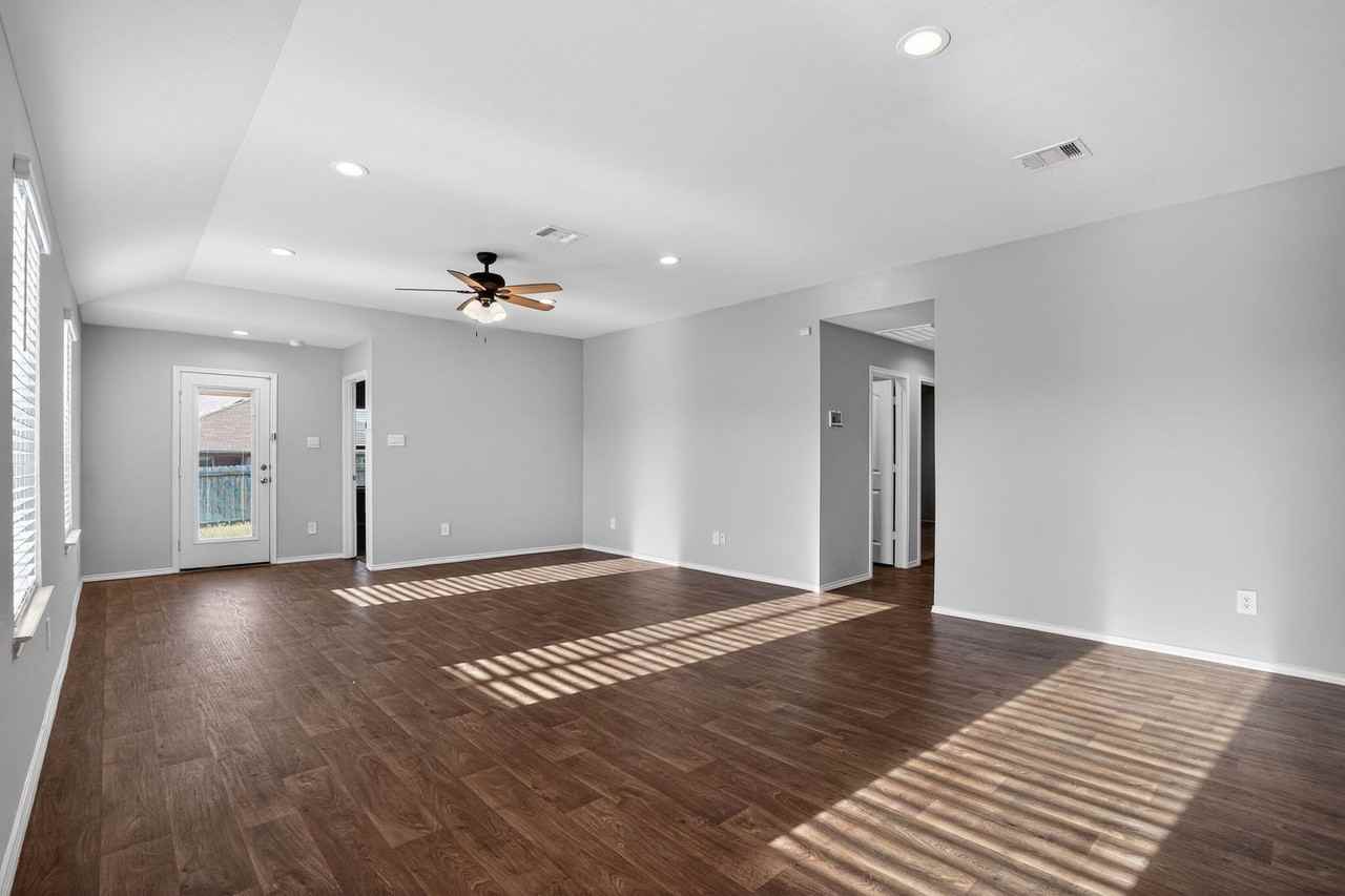 14805 Prickly Pear Cv - Photo 5 of 18