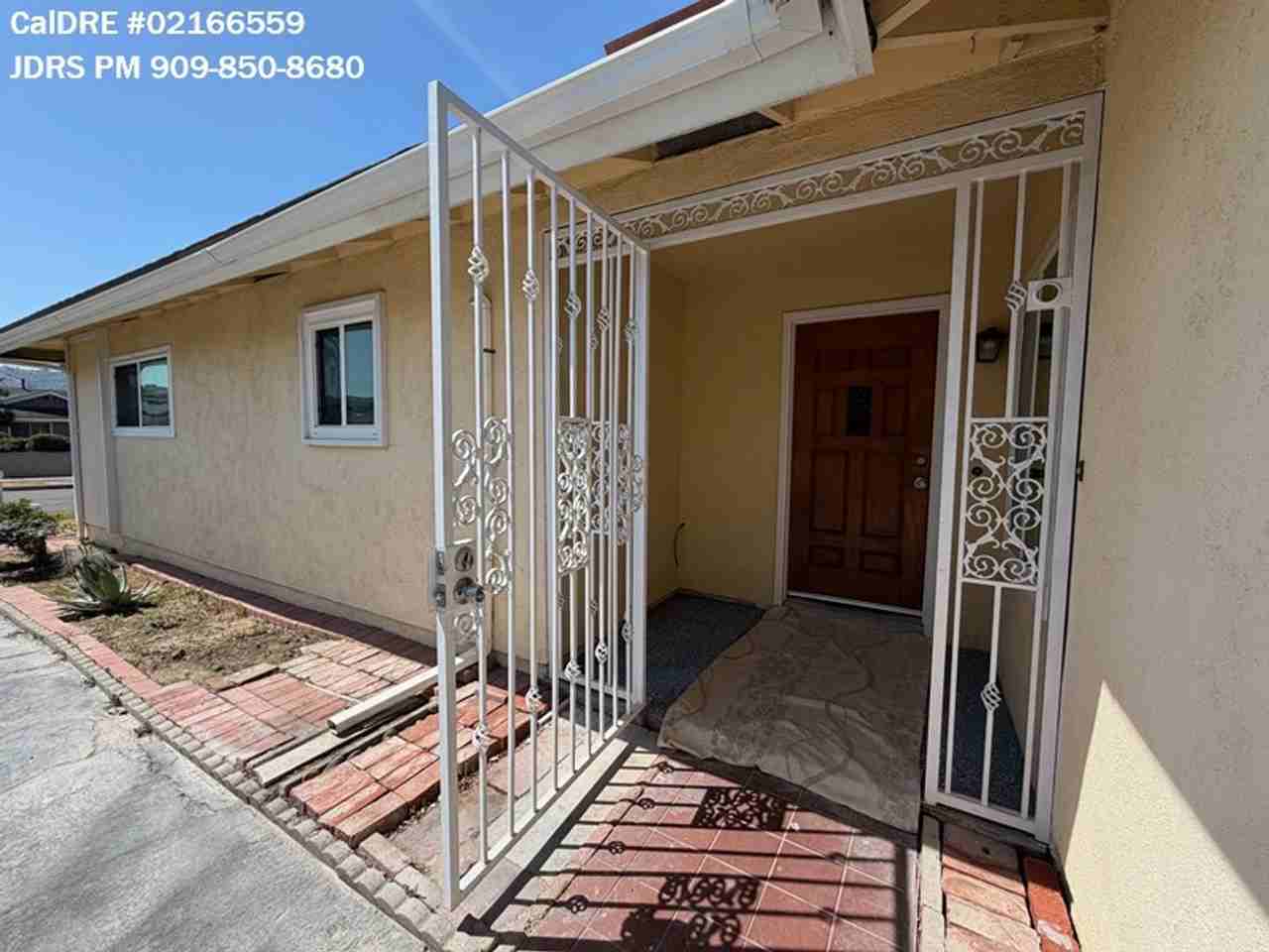 19319 Pilario St - Photo 2 of 17