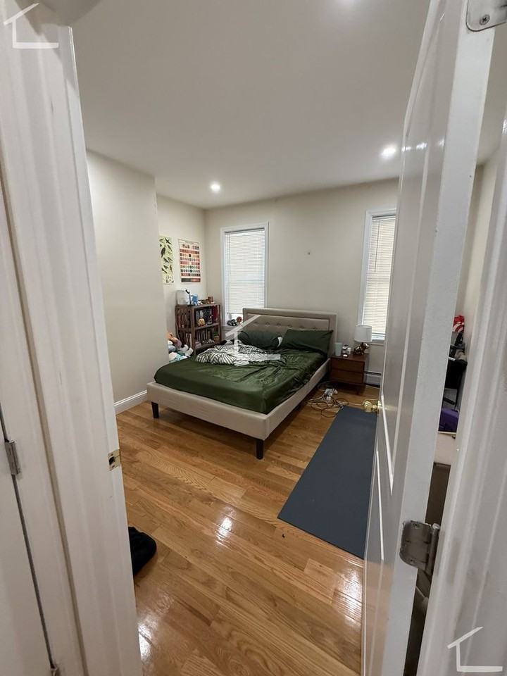 41 Cameron St - Photo 6 of 11