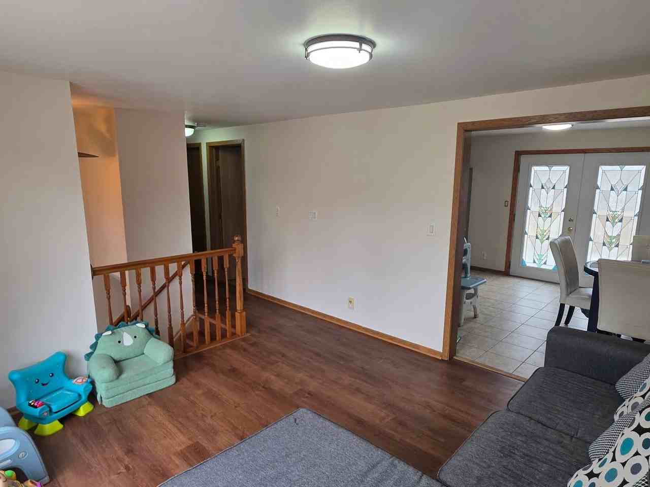 4529 74th Pl - Photo 6 of 35