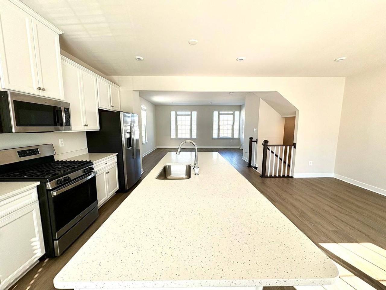 856 New Castle Landing Dr - Photo 5 of 25