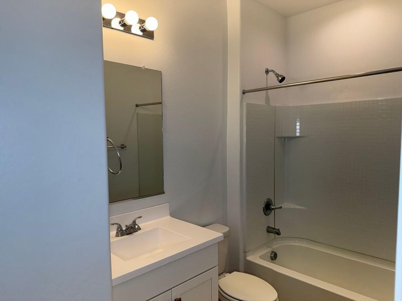 1673 N St Francis Pl - Photo 5 of 50