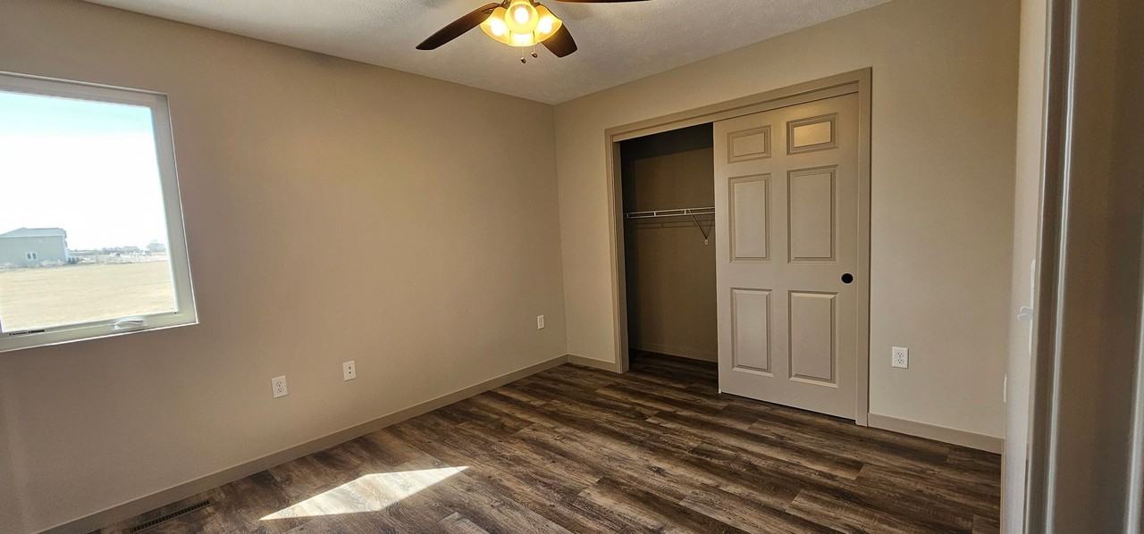 4164 Montana Ave - Photo 7 of 12