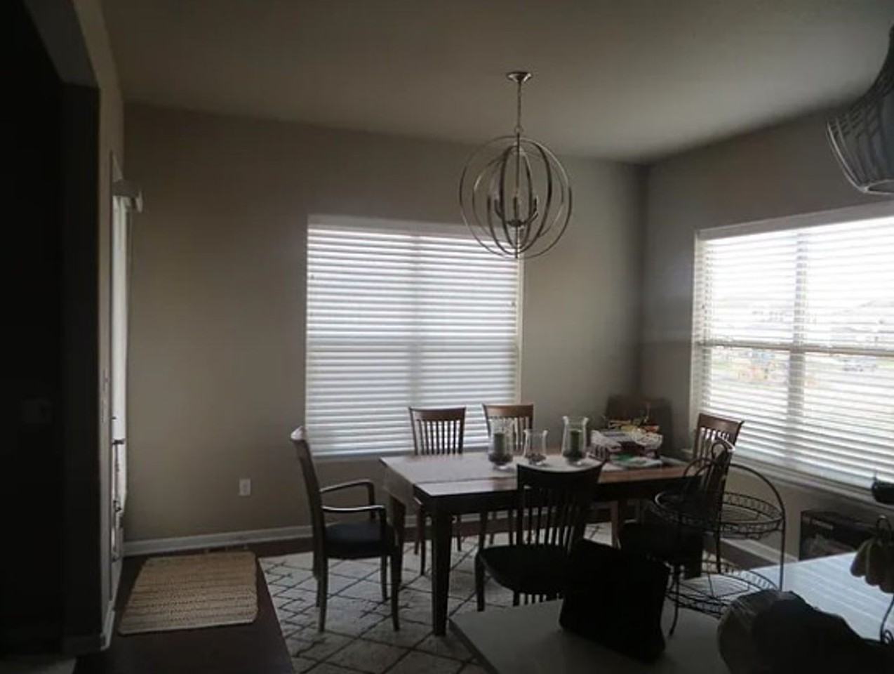 5926 Medlar Pl - Photo 5 of 28