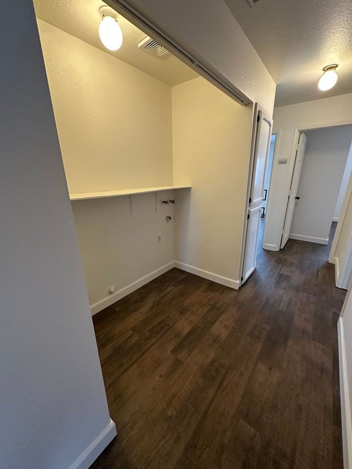 3494 Magnums Way - Photo 4 of 13