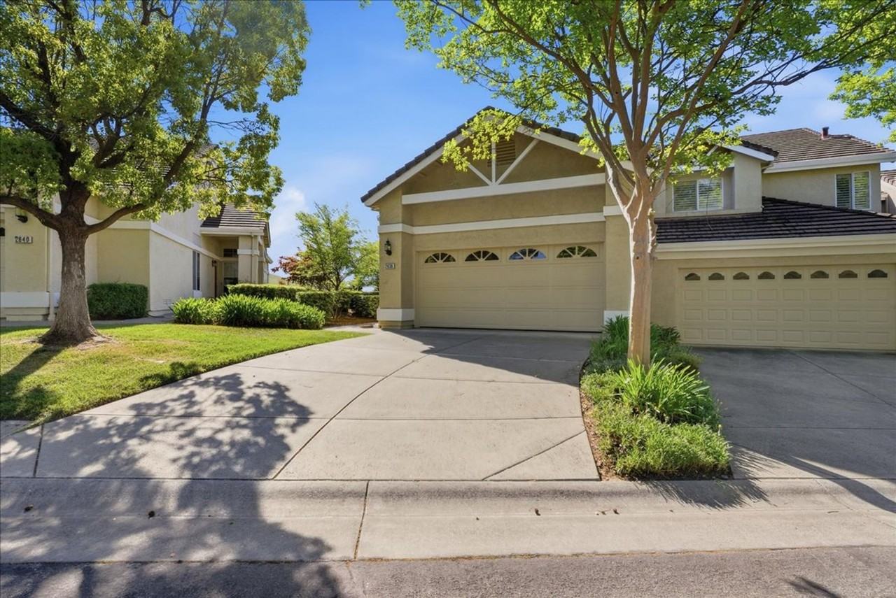 2836 Calle De Cordoba - Photo 2 of 29