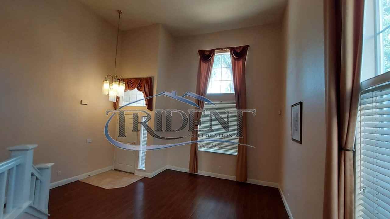 738 Lask Dr - Photo 5 of 21