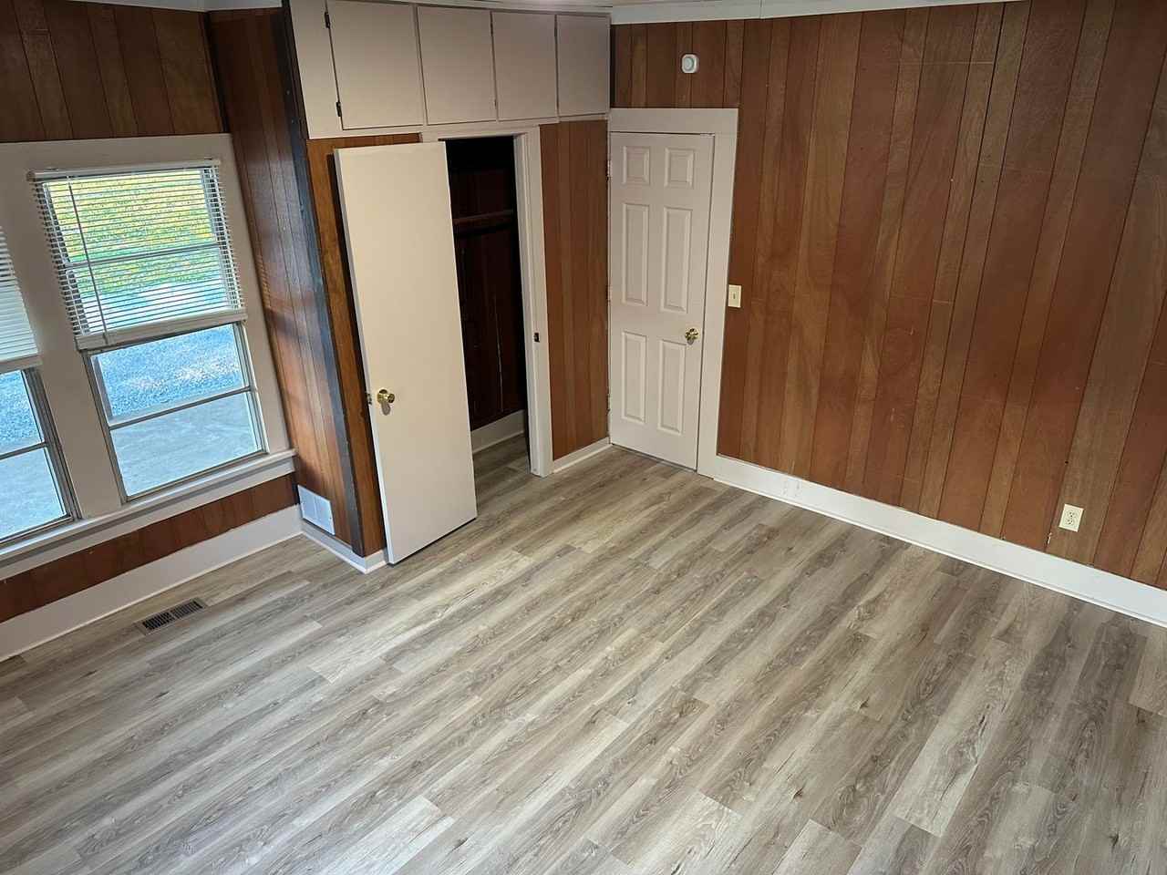 3345 W Don Tyson Pkwy - Photo 6 of 21