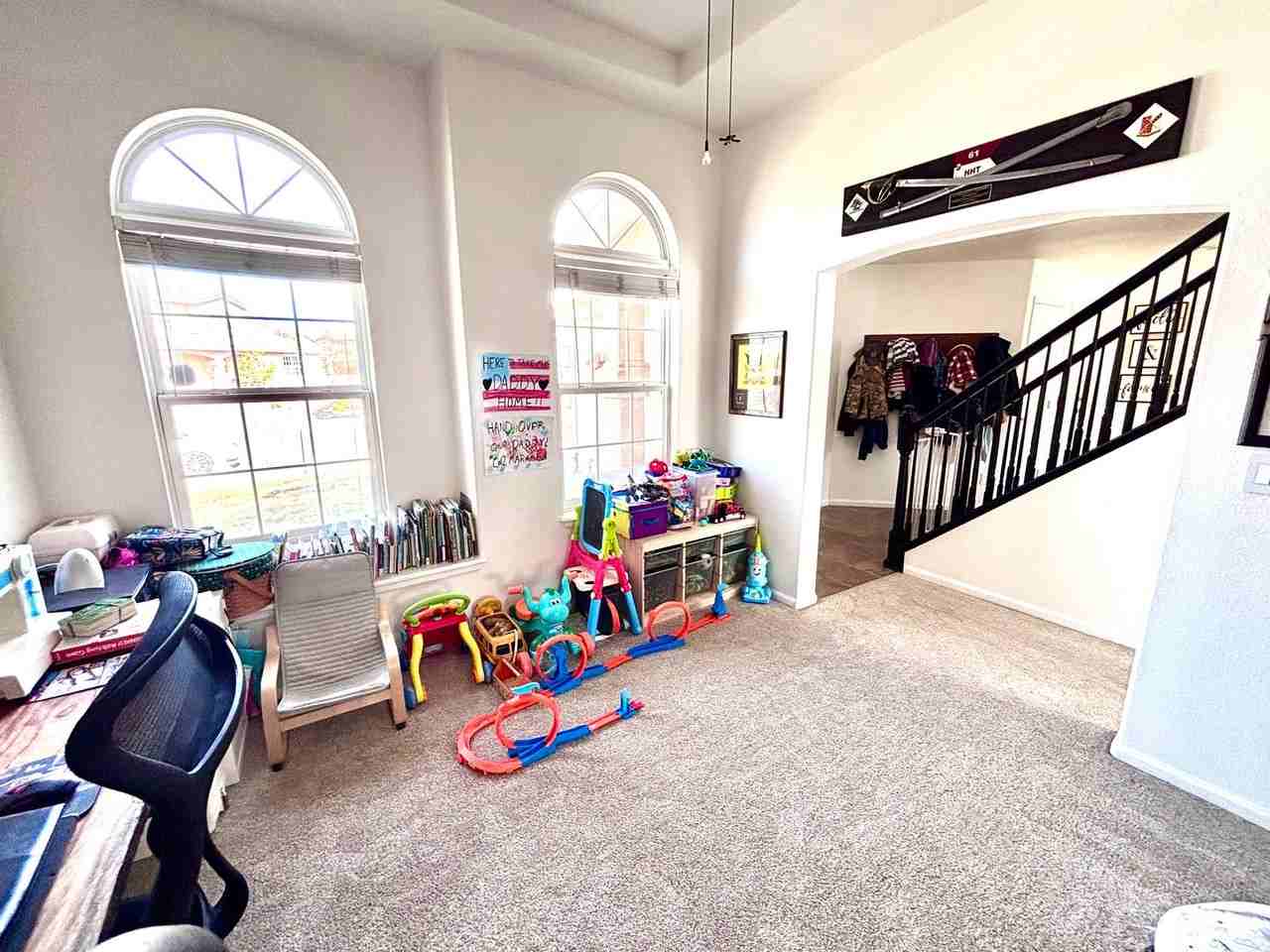 4619 Skylark Rd - Photo 5 of 21