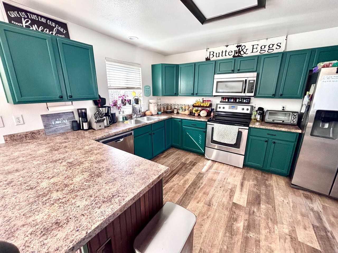 4619 Skylark Rd - Photo 6 of 21