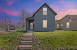 featured image of 327 N 23rd St