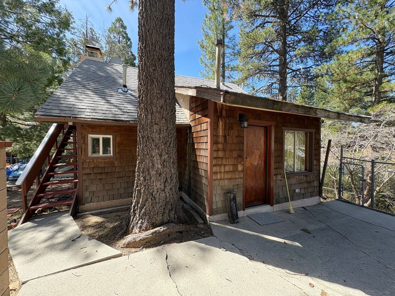 32868 Deer Ln - Photo 3 of 11